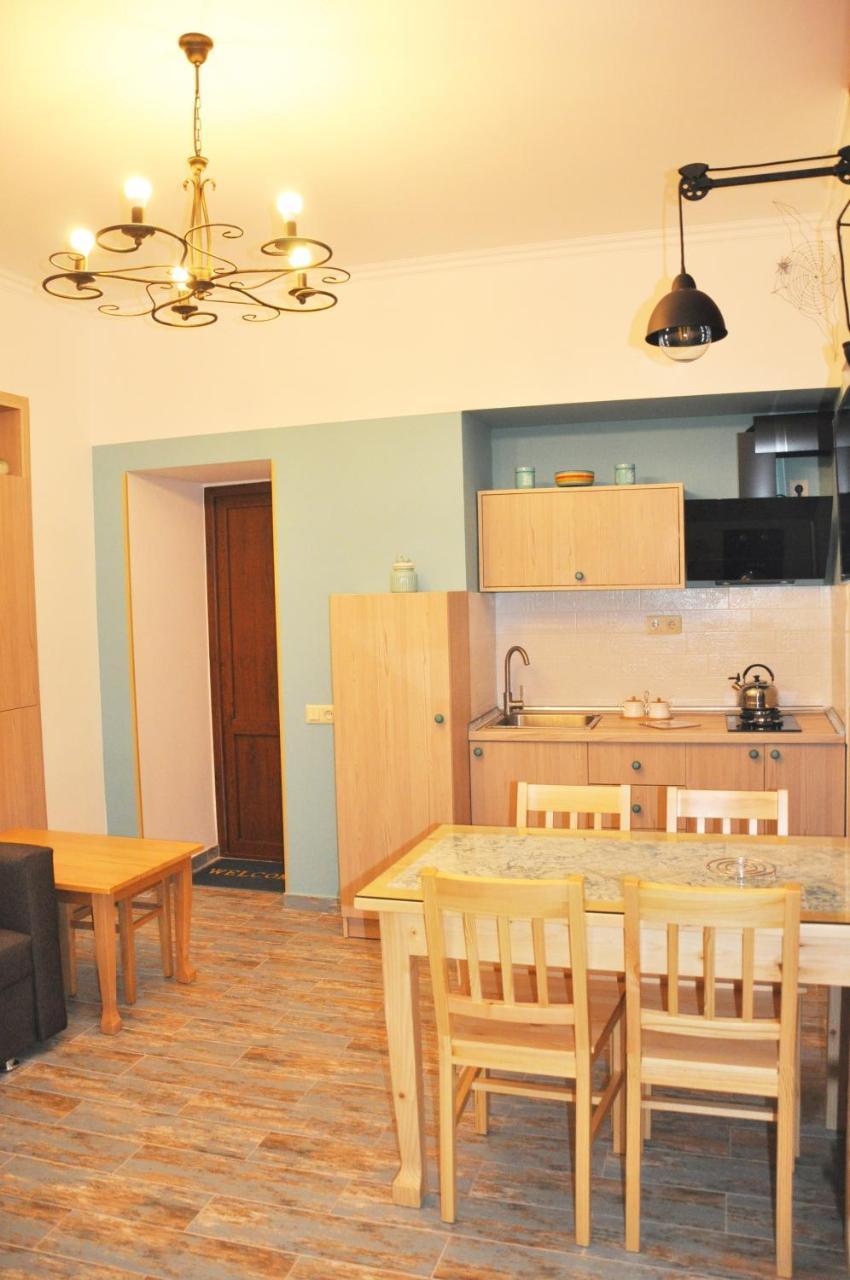 Dari Apartament Tiflis Exterior foto