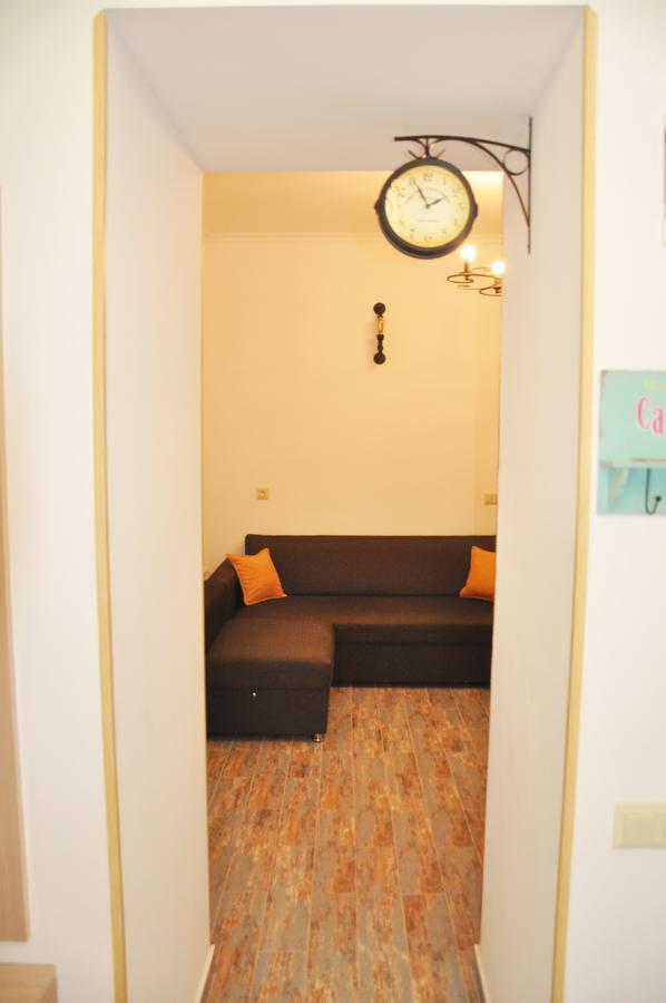 Dari Apartament Tiflis Exterior foto